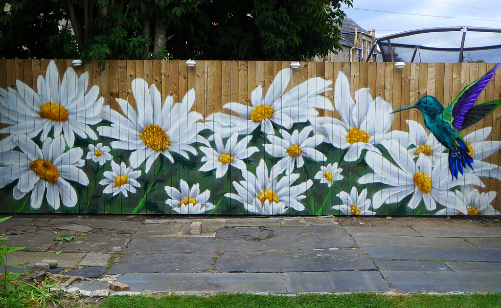Daisy mural